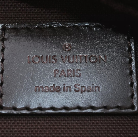 Louis Vuitton Damier Geronimos Bum Body Bag - Picture 8 of 12